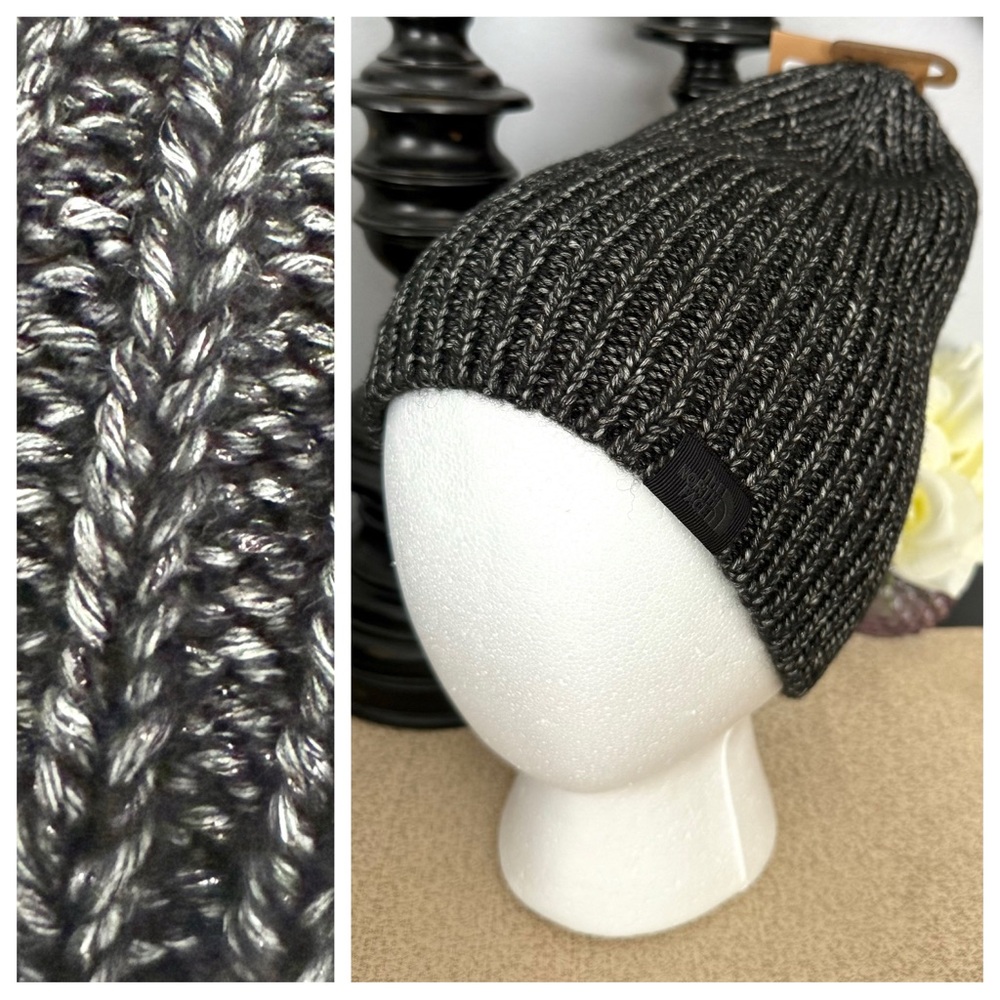 NWT The North Face Women’s Metallic Knit Beanie Hat